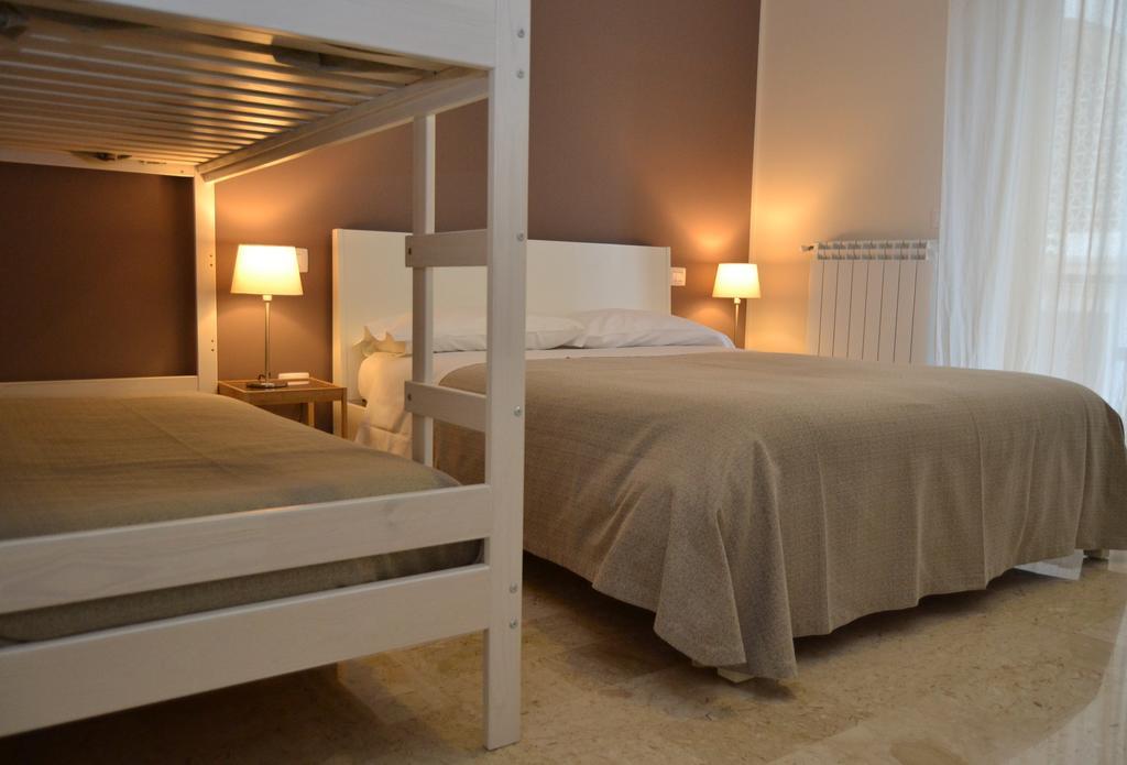 B&B Re Umberto Milazzo Ruang foto
