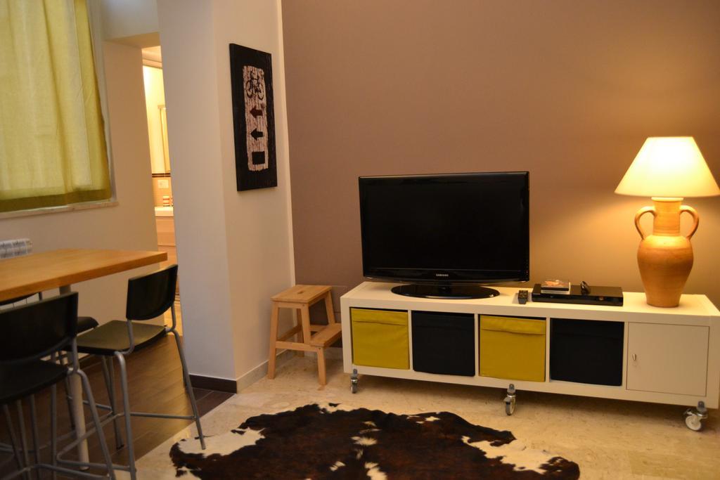 B&B Re Umberto Milazzo Ruang foto