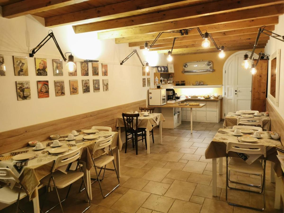 B&B Re Umberto Milazzo Bagian luar foto