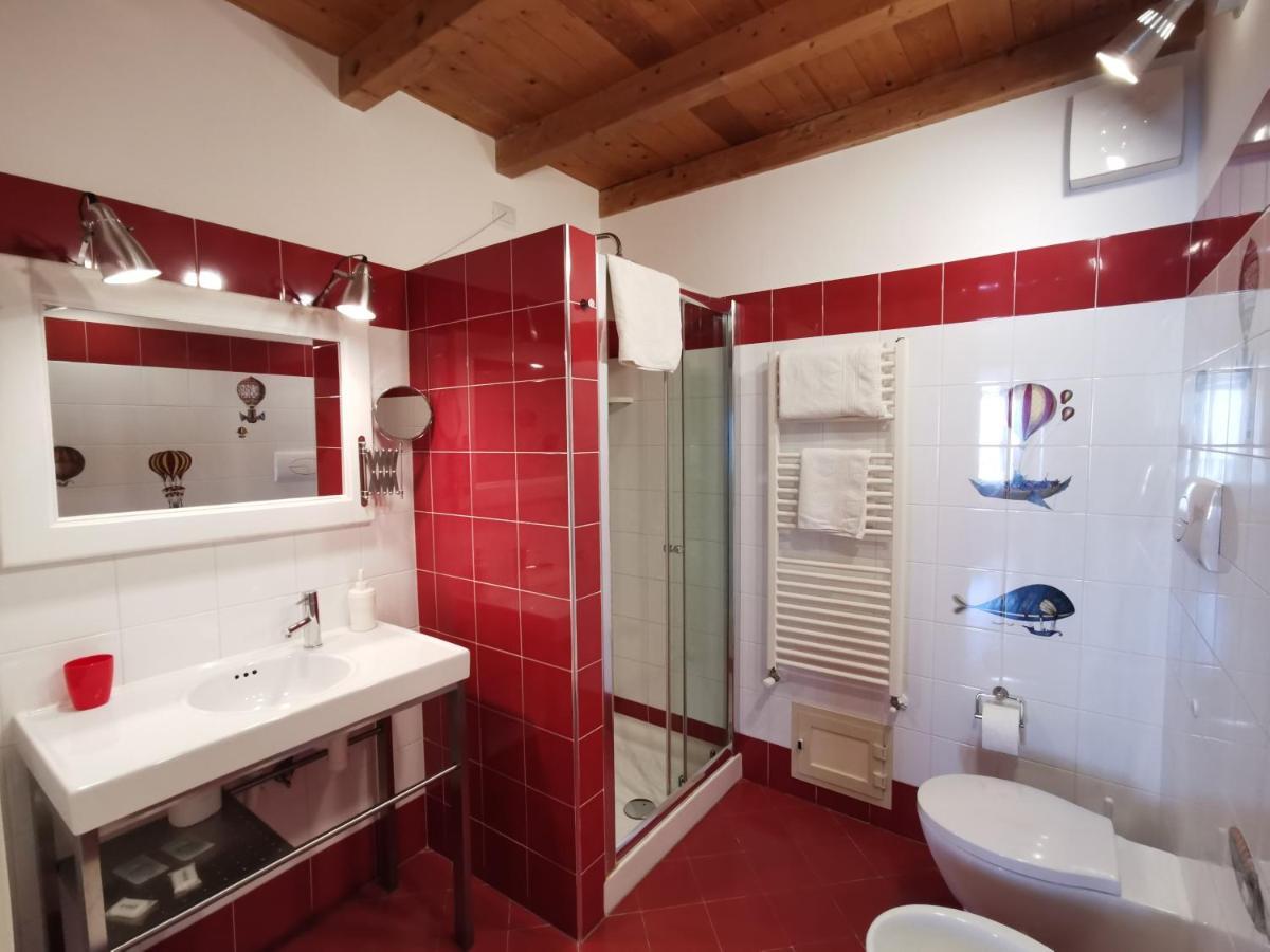 B&B Re Umberto Milazzo Bagian luar foto