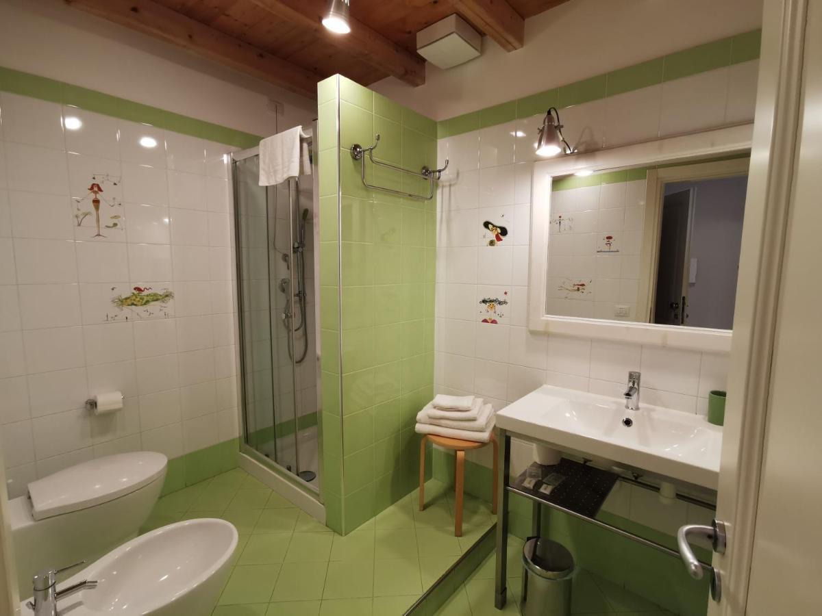 B&B Re Umberto Milazzo Bagian luar foto