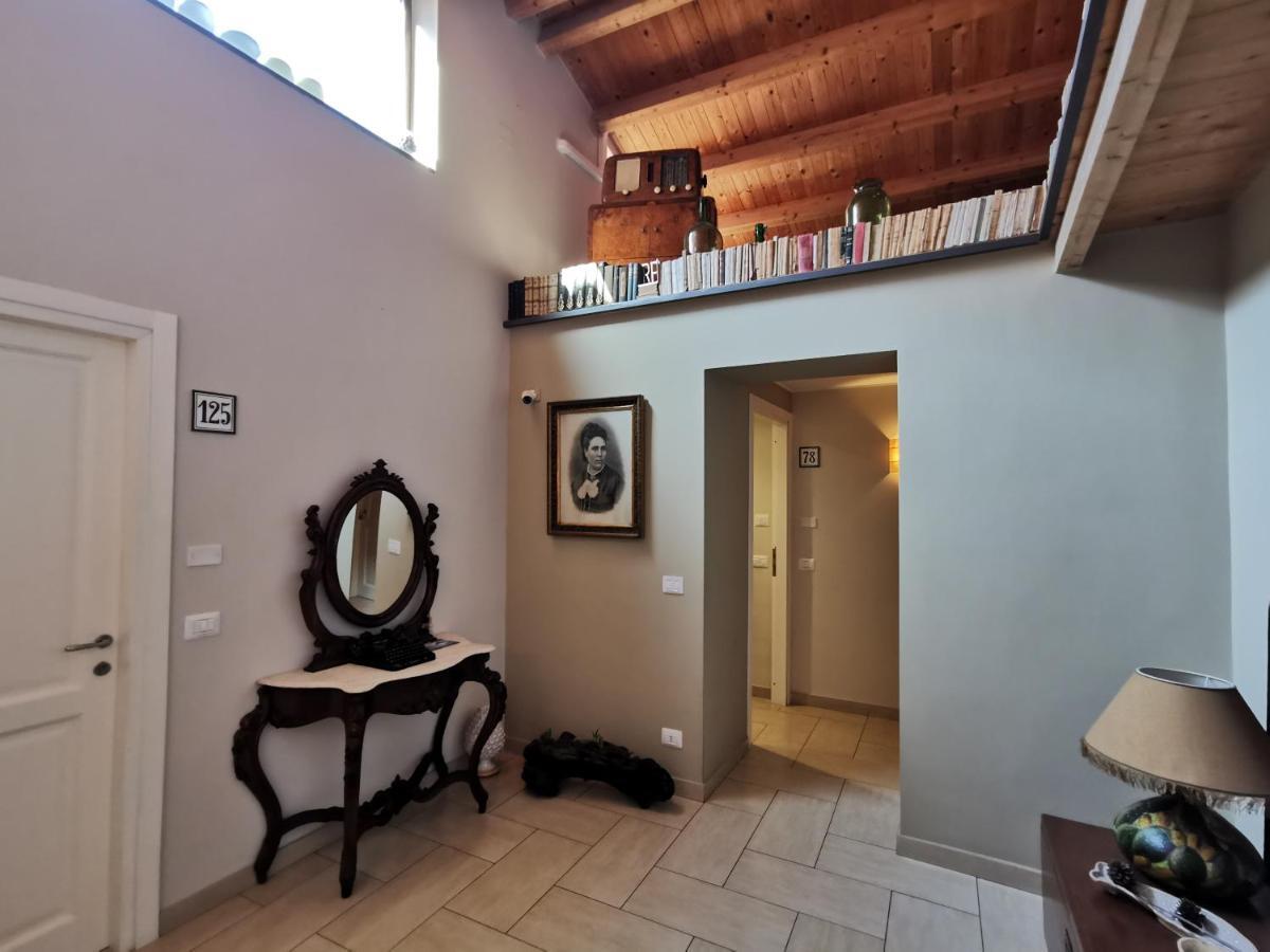 B&B Re Umberto Milazzo Bagian luar foto